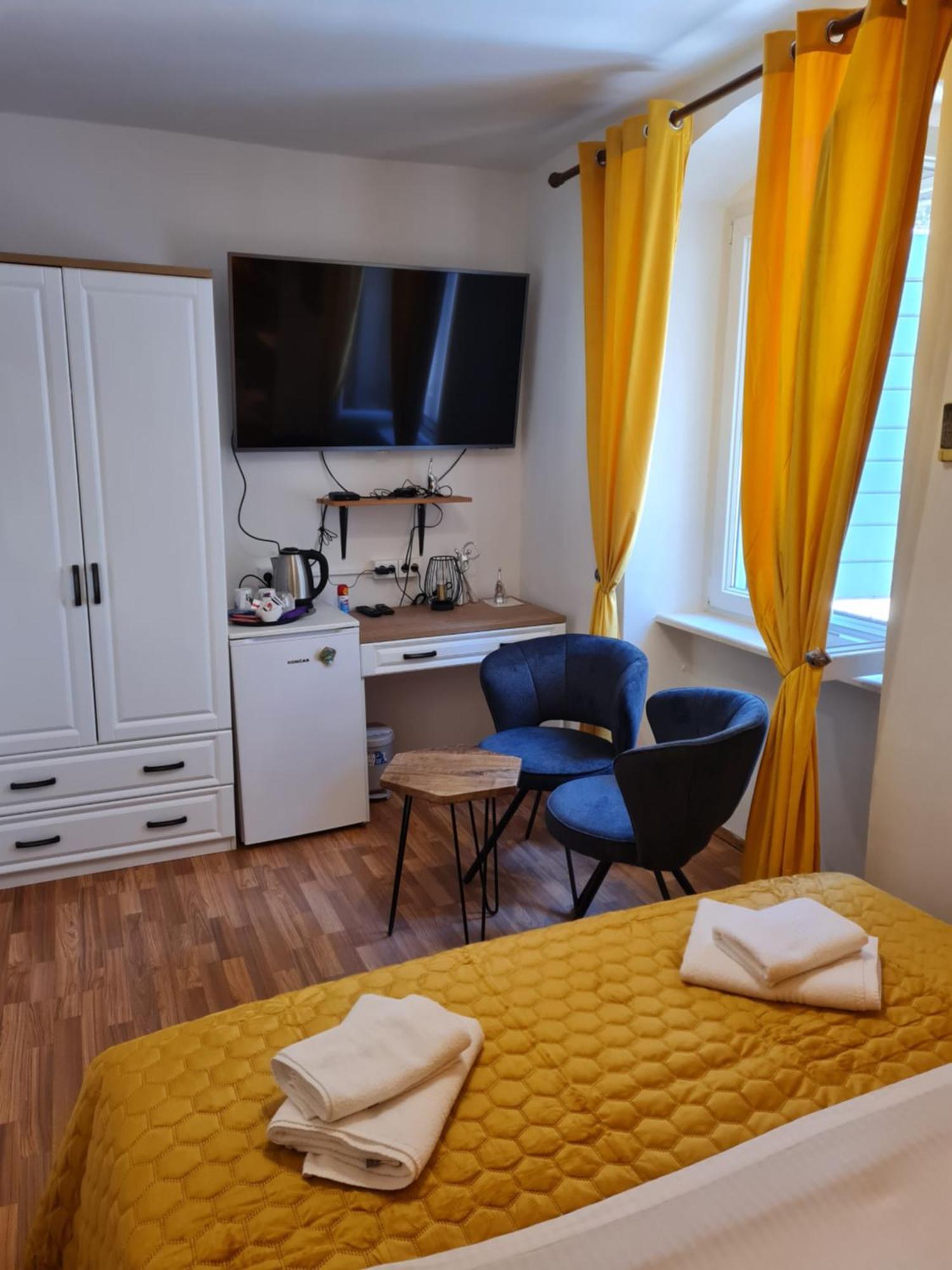 Inchy Accommodation - In The Center Of Diocletian'S Palace Сплит Экстерьер фото